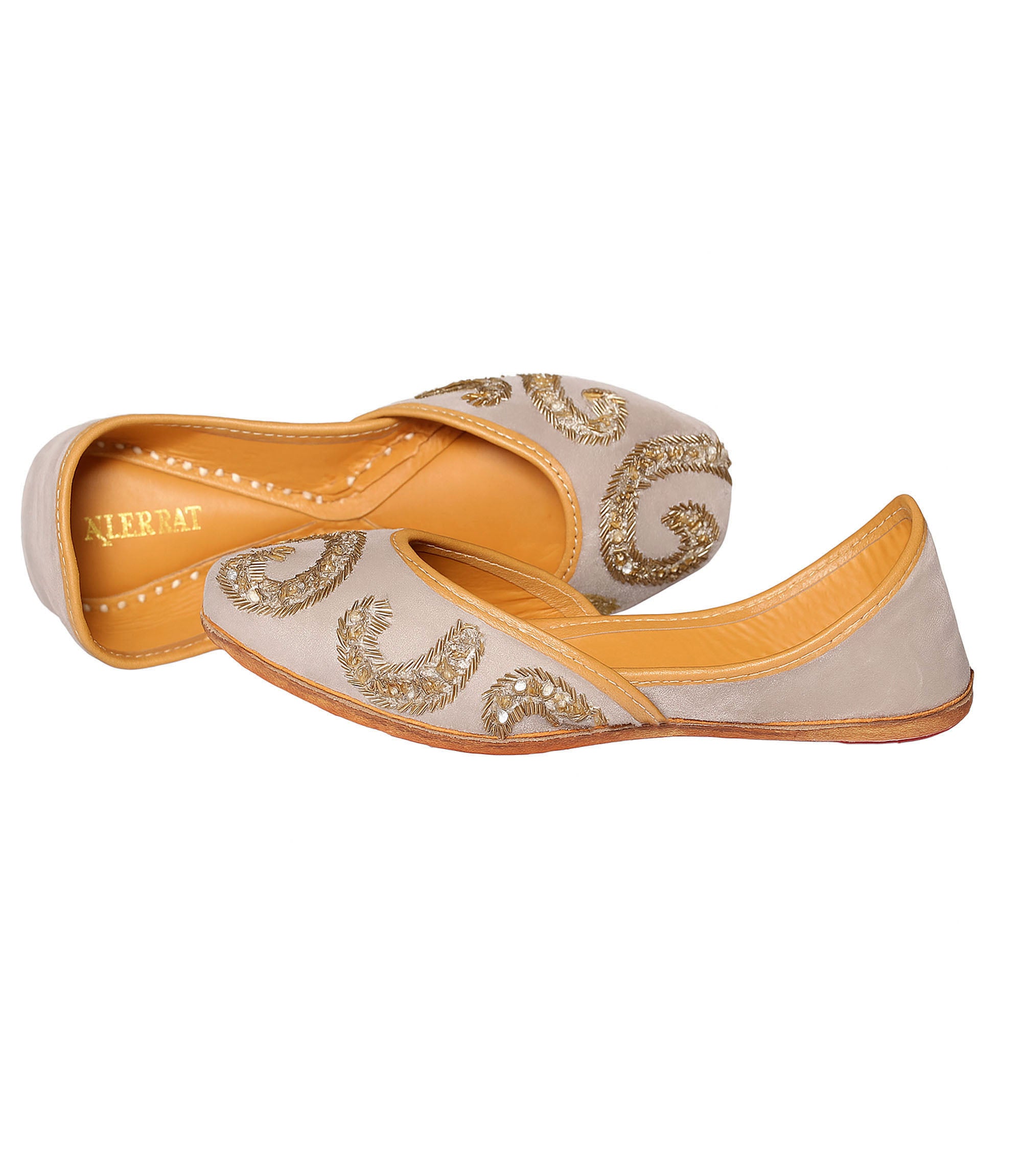 Silver Shadow Juttis
