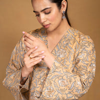 A line printed full sleeves kurta set