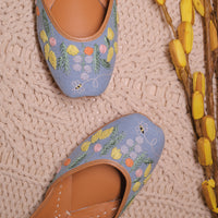Bloom Juttis