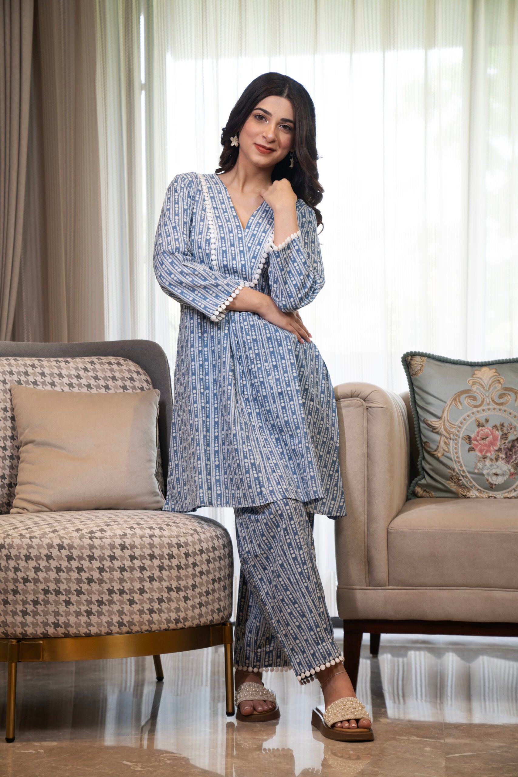 Blue dotted print V-neck Kurta with Afgani pants (Co-ord Set)