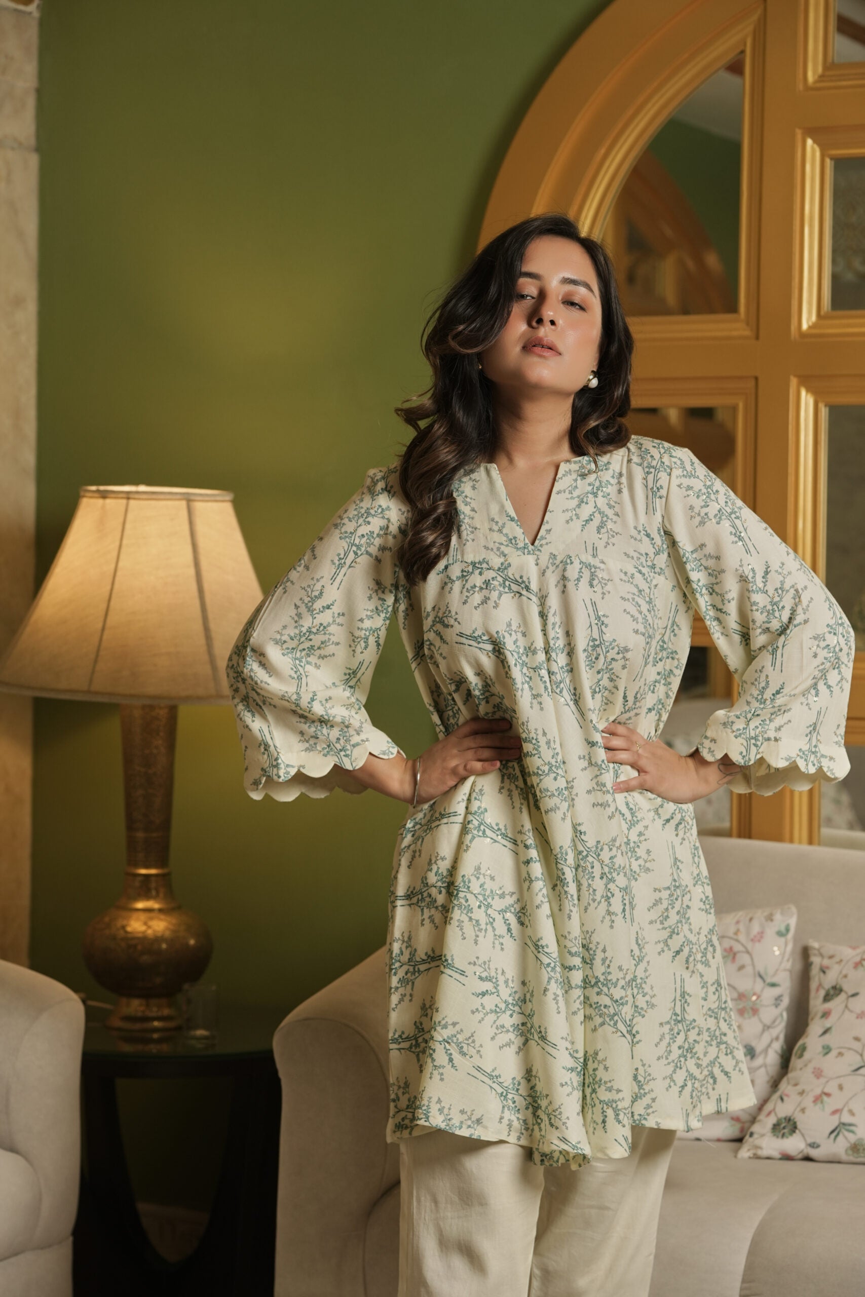 Off-White Printed kurta With Pants (Set of 2)