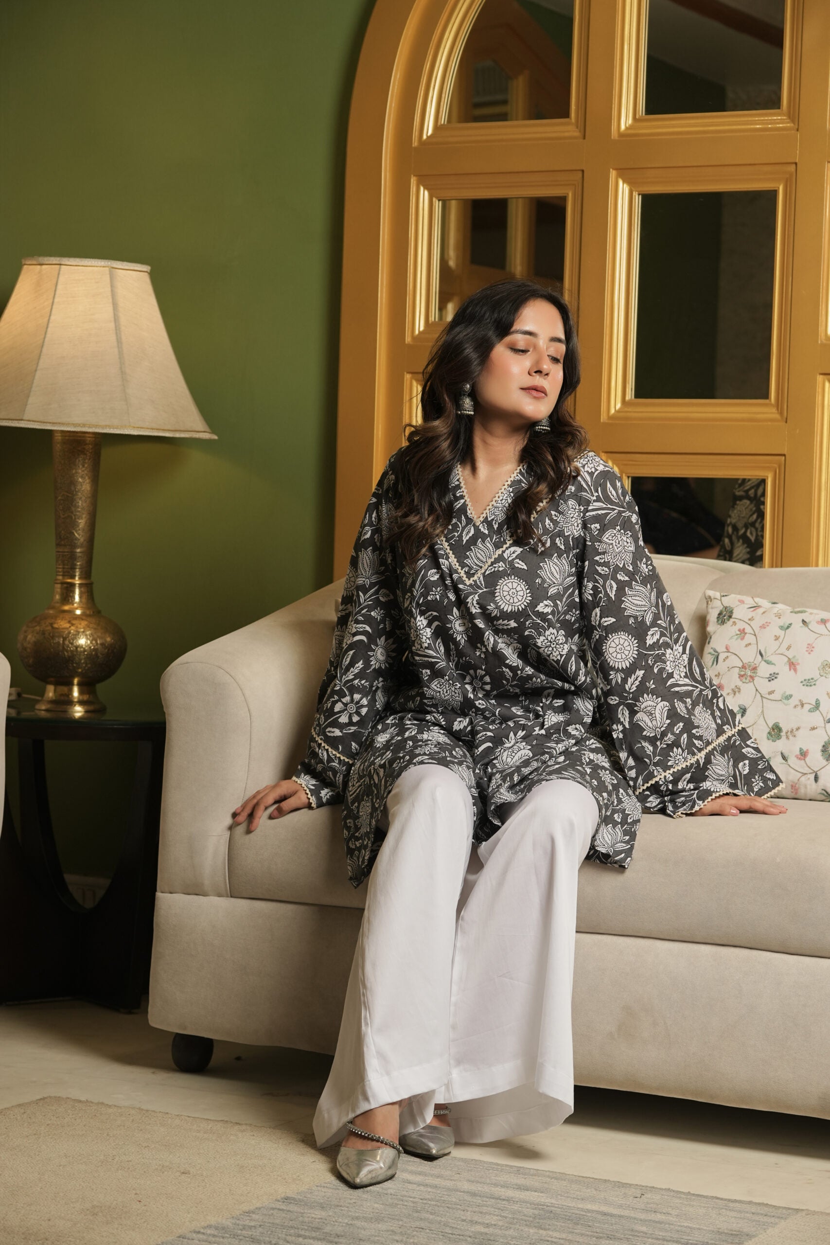 Grey Kurta With Floral Motifs and Flared White Pants (Set of 2)