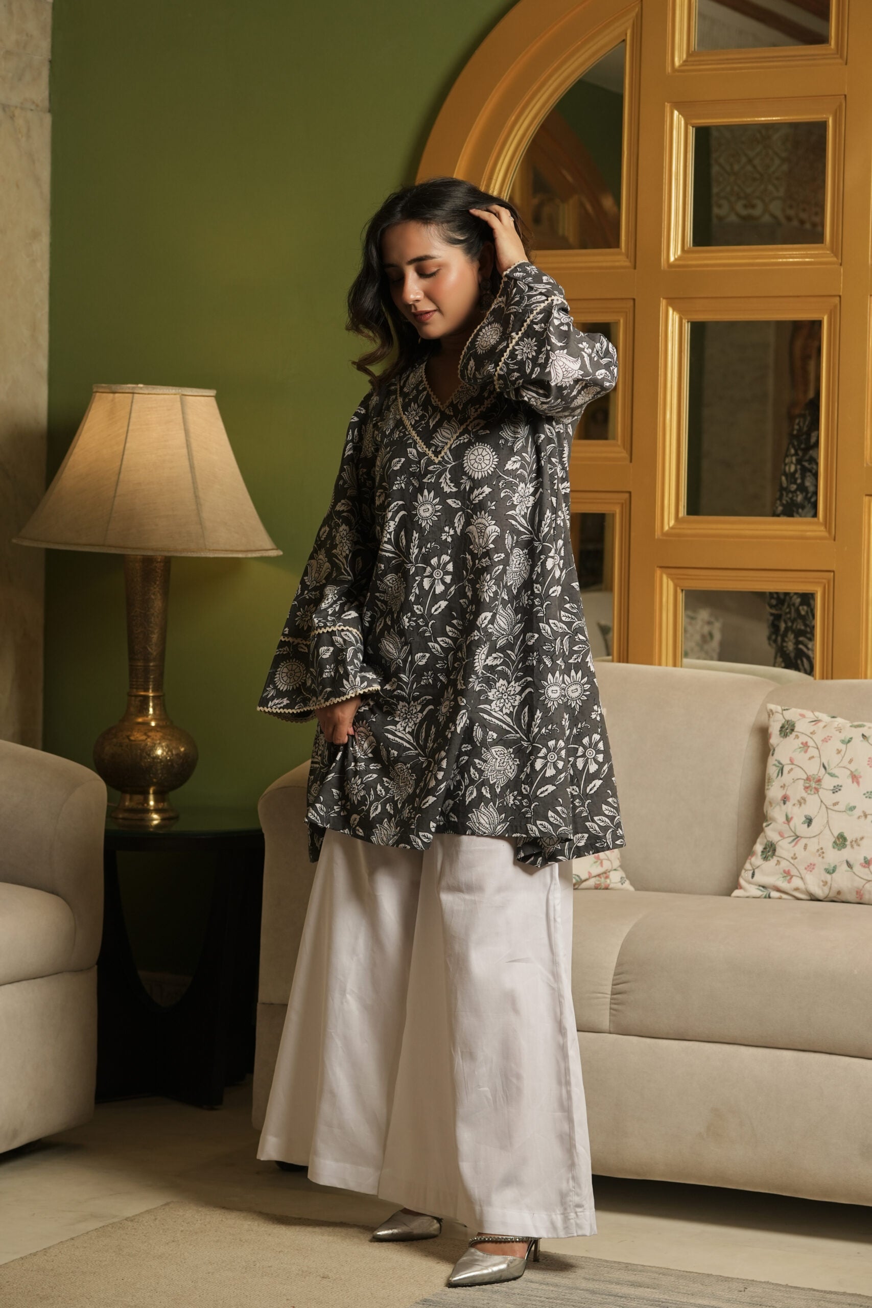 Grey Kurta With Floral Motifs and Flared White Pants (Set of 2)