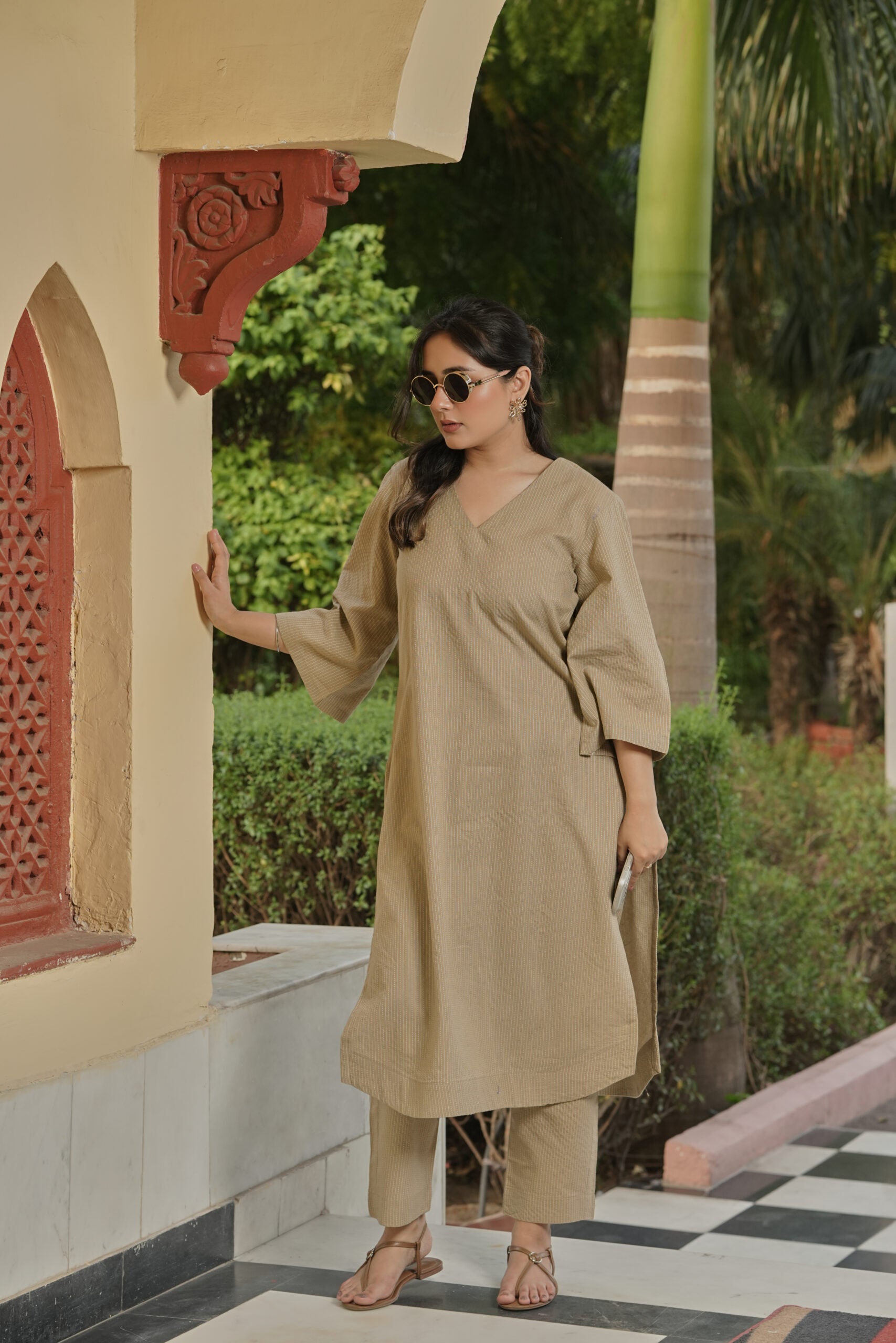 Beige Kurta with Straight pants (set of 2)