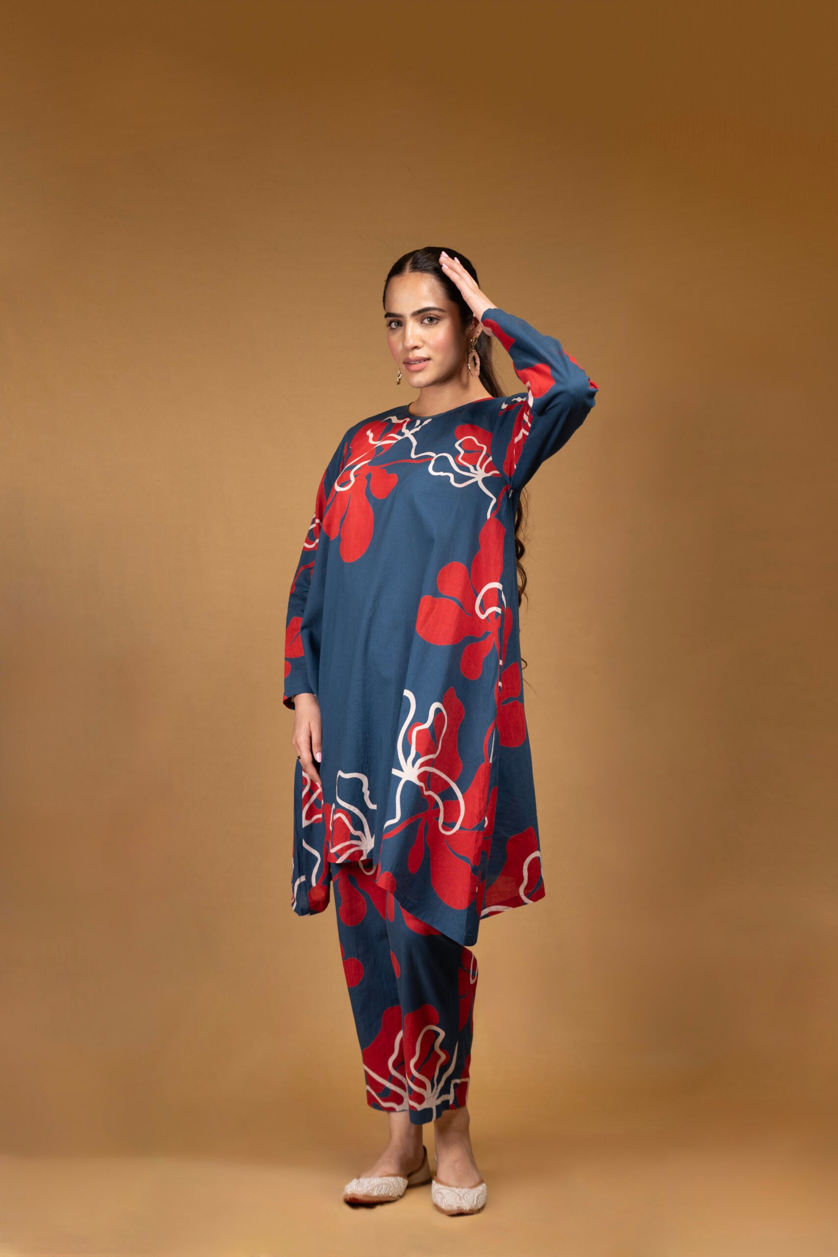 Deep blue printed kurta with straight pants (Co-ord set)