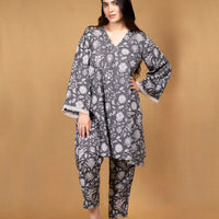 Grey flared kurta with floral motifs and straight pants (Co-ord Set)