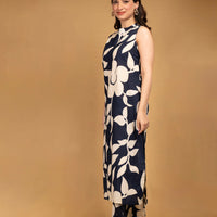 Straight blue sleeveless kurta set