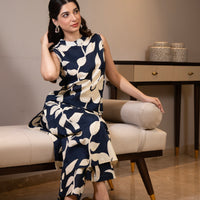 Straight blue sleeveless kurta set