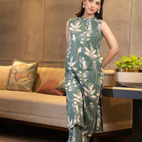 Straight green sleeveless kurta set