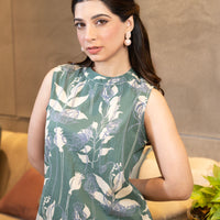 Straight green sleeveless kurta set