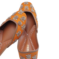 Apricot Jutti
