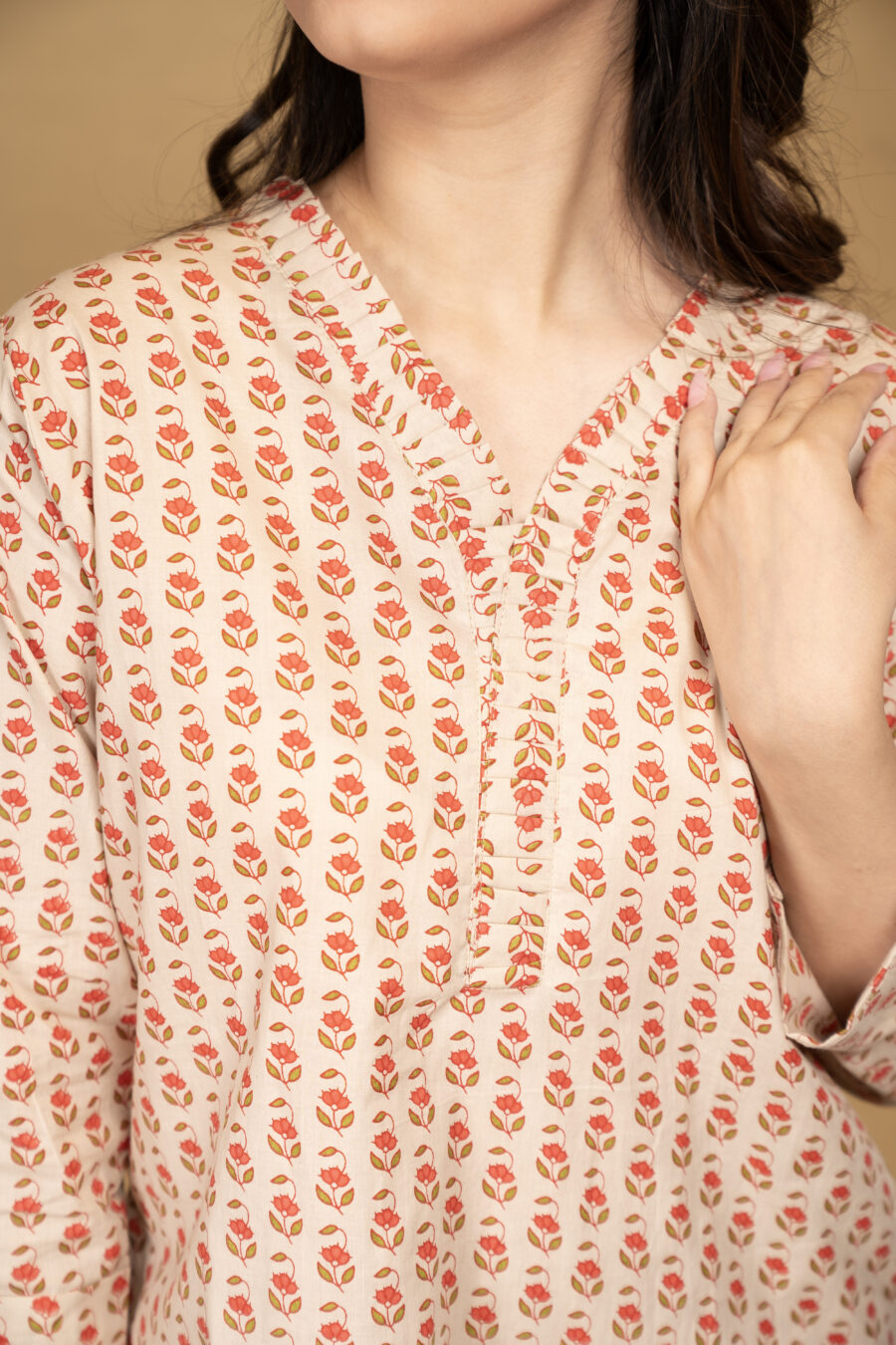 Beige printed lounge wear set - Image 4