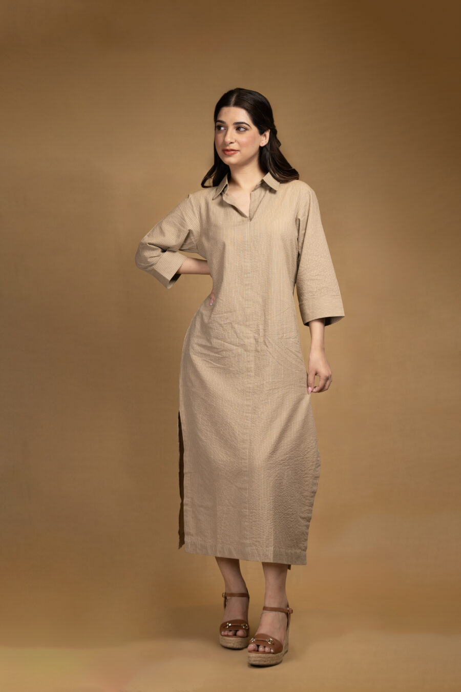 Beige staright collar dress - Image 3