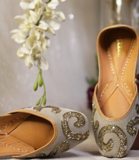 Silver Shadow Juttis