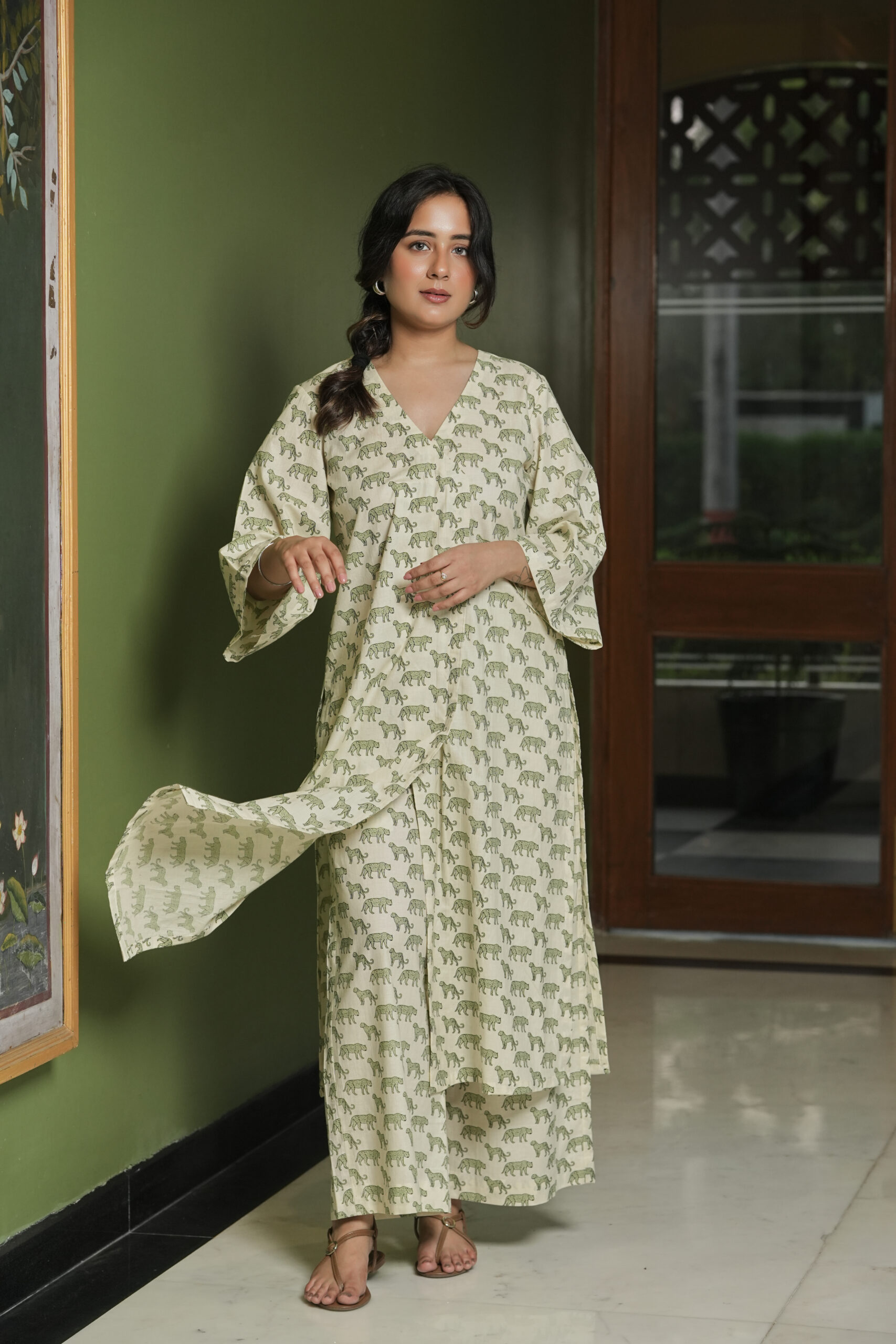 Animal Print Kurta Set with Flared Pants (Set of 2) - Image 2